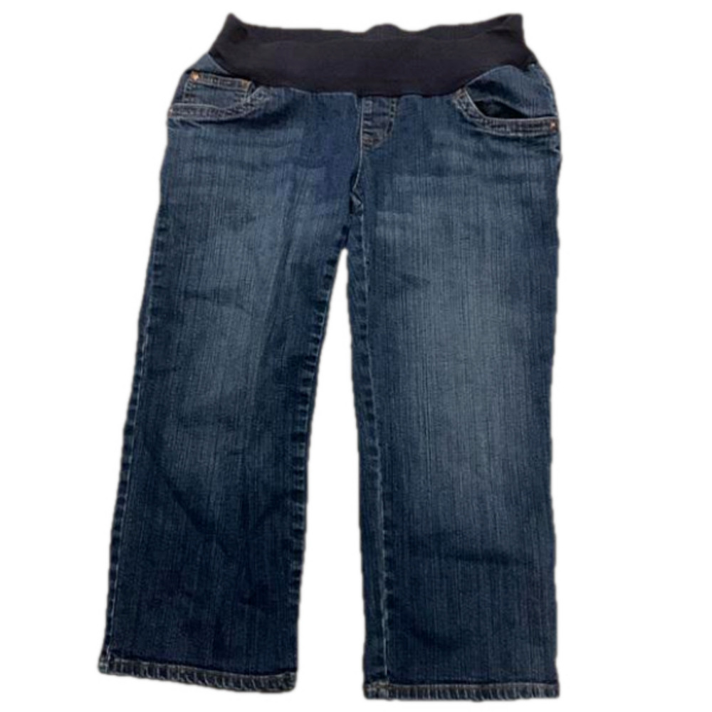 Two Hearts Maternity jean capris size small pockets in front and back